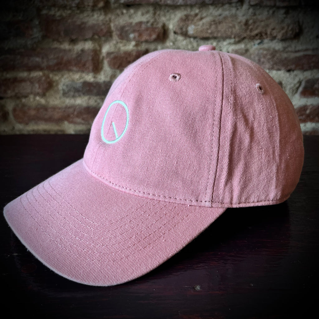 Q Logo Two Tone Cap